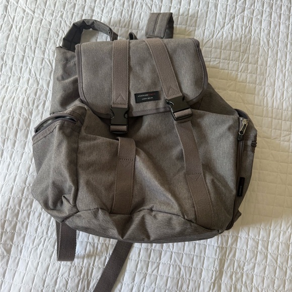 Storksak Unisex Diaper Backpack with Trolley Sleeve, detachable bottle pouch - Picture 6 of 10